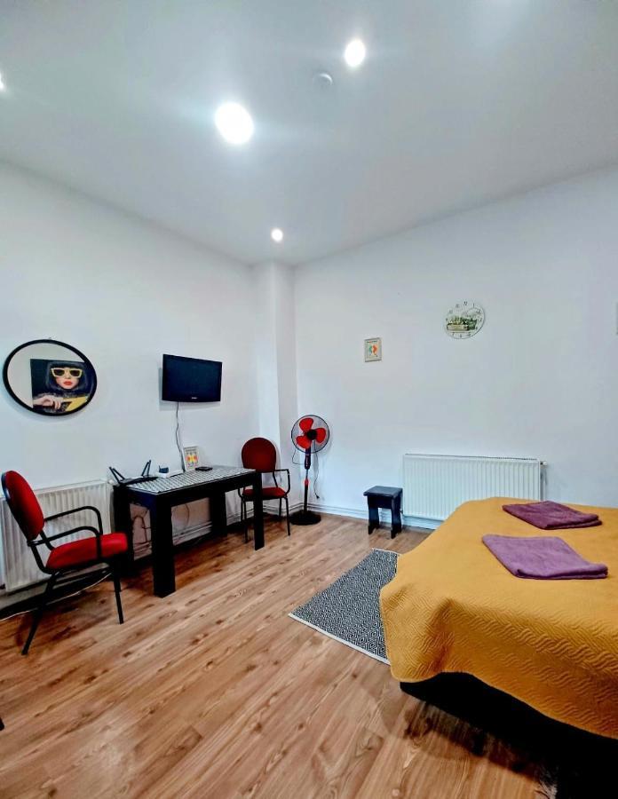 Brasov Central Studio ภายนอก รูปภาพ
